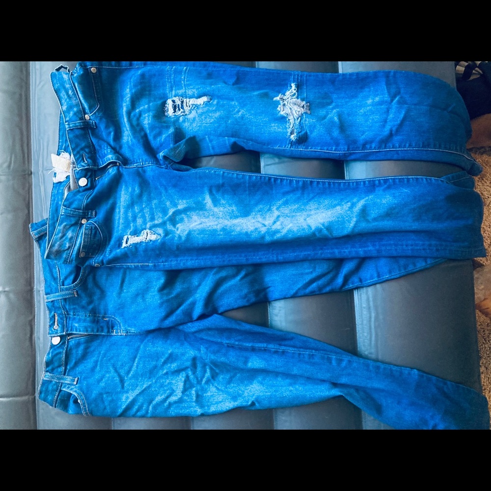 Jeans - Picture 3 of 4